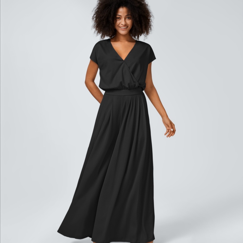 HALARA Black V-Neck Jumpsuit